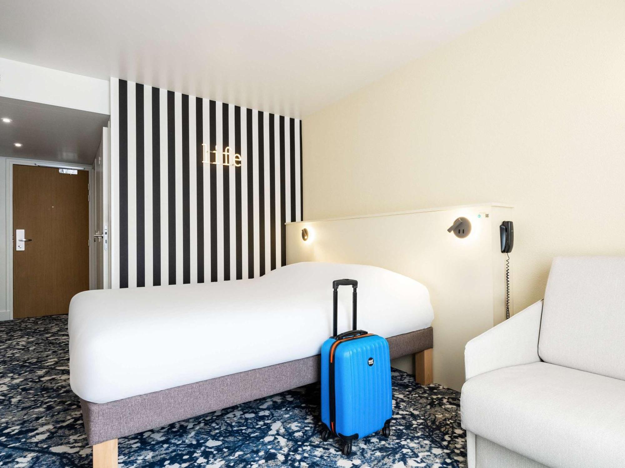 Greet Hotel Paris 13 Porte D'Italie Le Kremlin-Bicêtre Esterno foto
