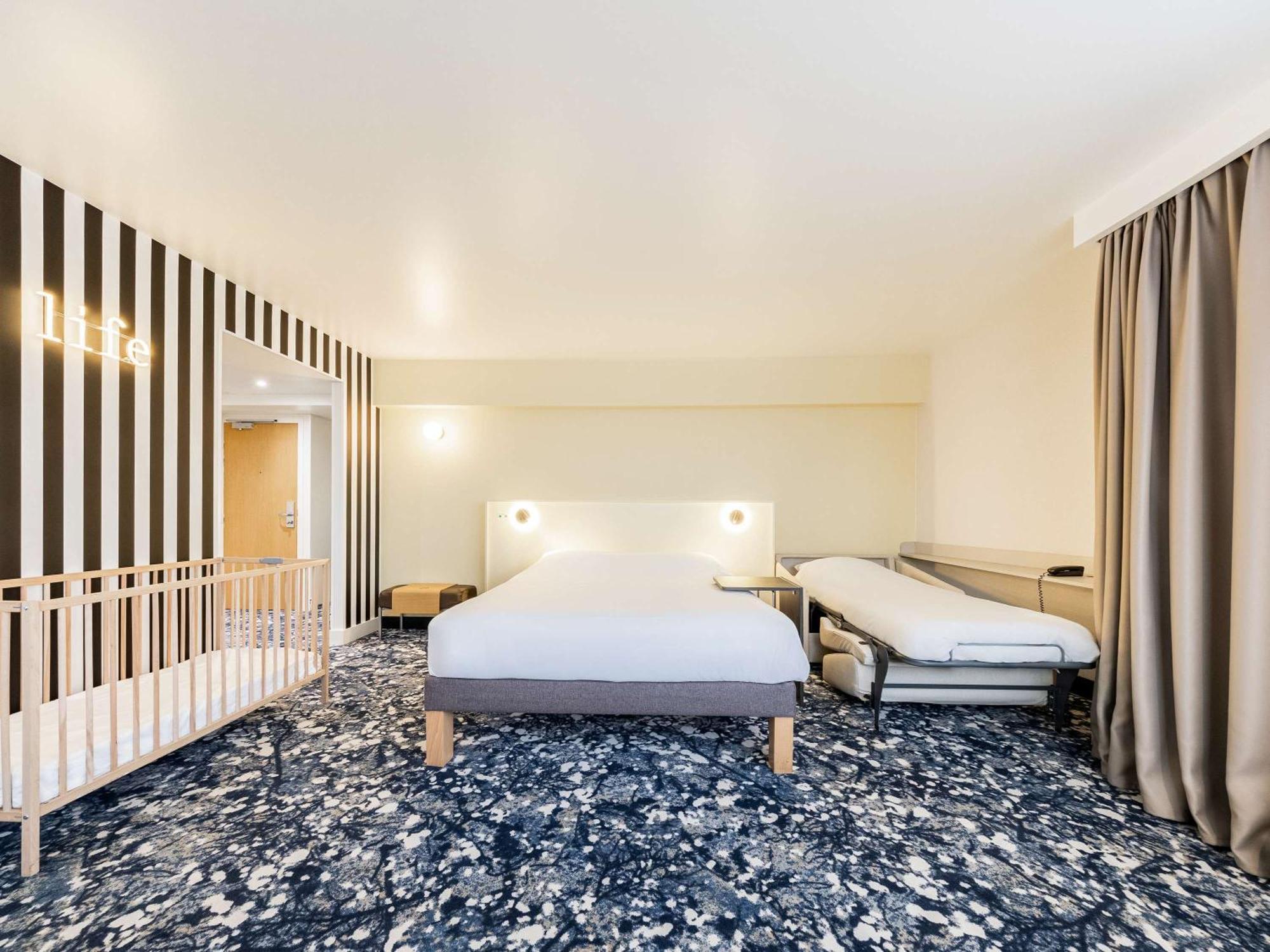 Greet Hotel Paris 13 Porte D'Italie Le Kremlin-Bicêtre Esterno foto